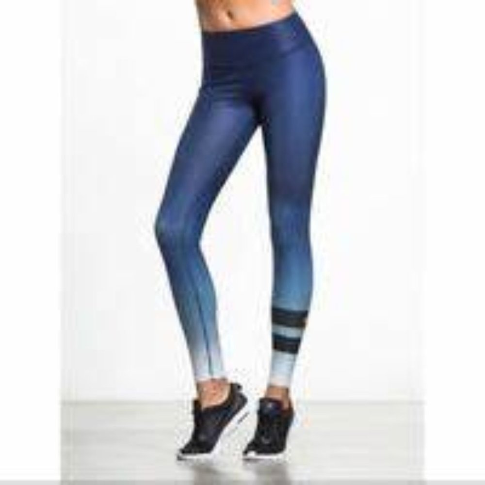 Alo Blue Ombre Leggings w/Stripe